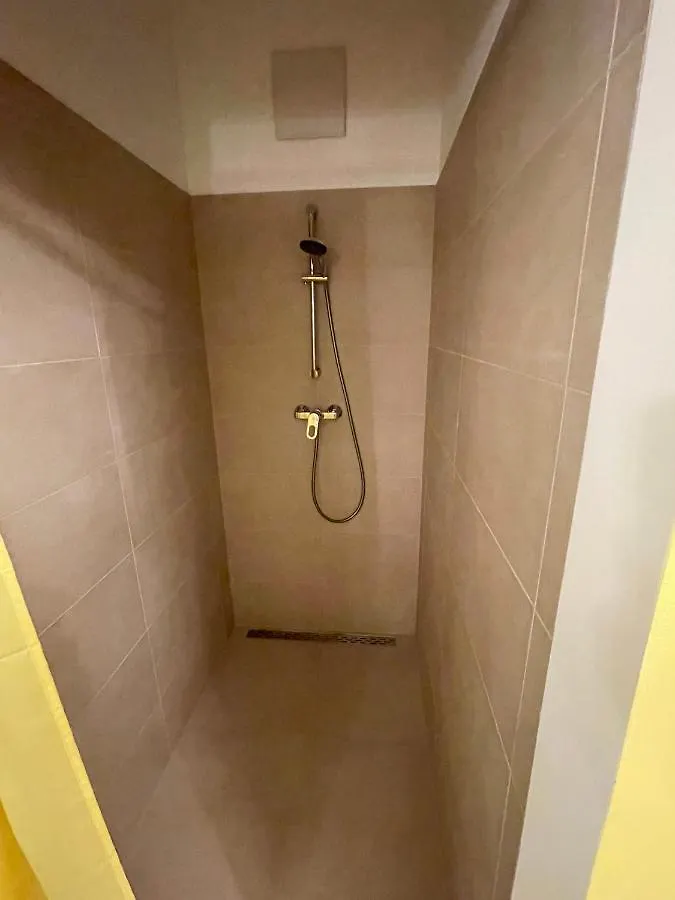 Der Salon Hostel Wien 0*,